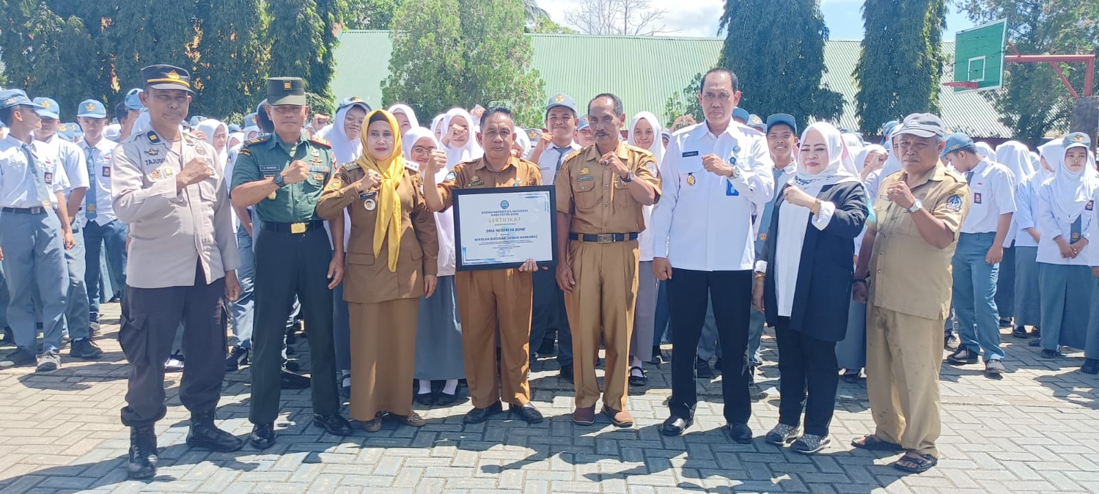 SMAN 14 Bone Meraih Predikat Sekolah ”BERSINAR”